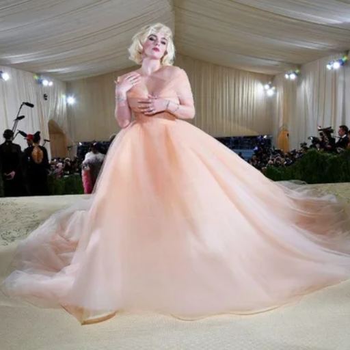 How Did Billie Eilish's 2021 Met Gala Look Compare?