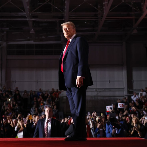 Donald Trump often appear taller than his actual height